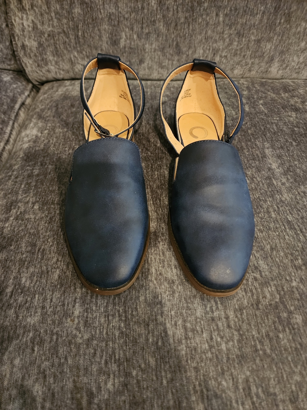 Journee Collection Loreta Flat - Navy - Size 9 "NEW Without Tags"